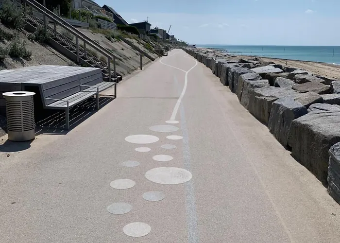 Maison A 150m De La Holiday home Agon-Coutainville